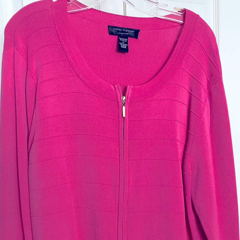 Cable and Gauge Woman Pink Zipper Sweater, 1X